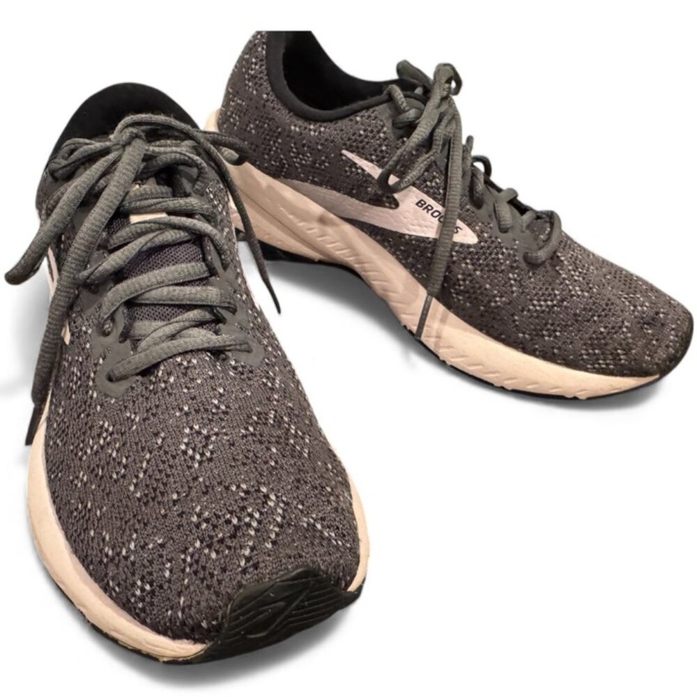 Brooks Launch 7 Running Shoes – Women’s Size 8 – Gray – Excellent Condition